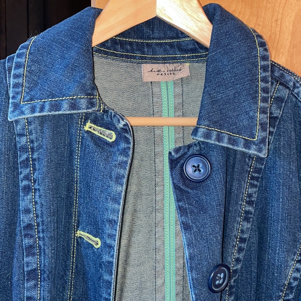 Jean jacket - Picture 7 of 7